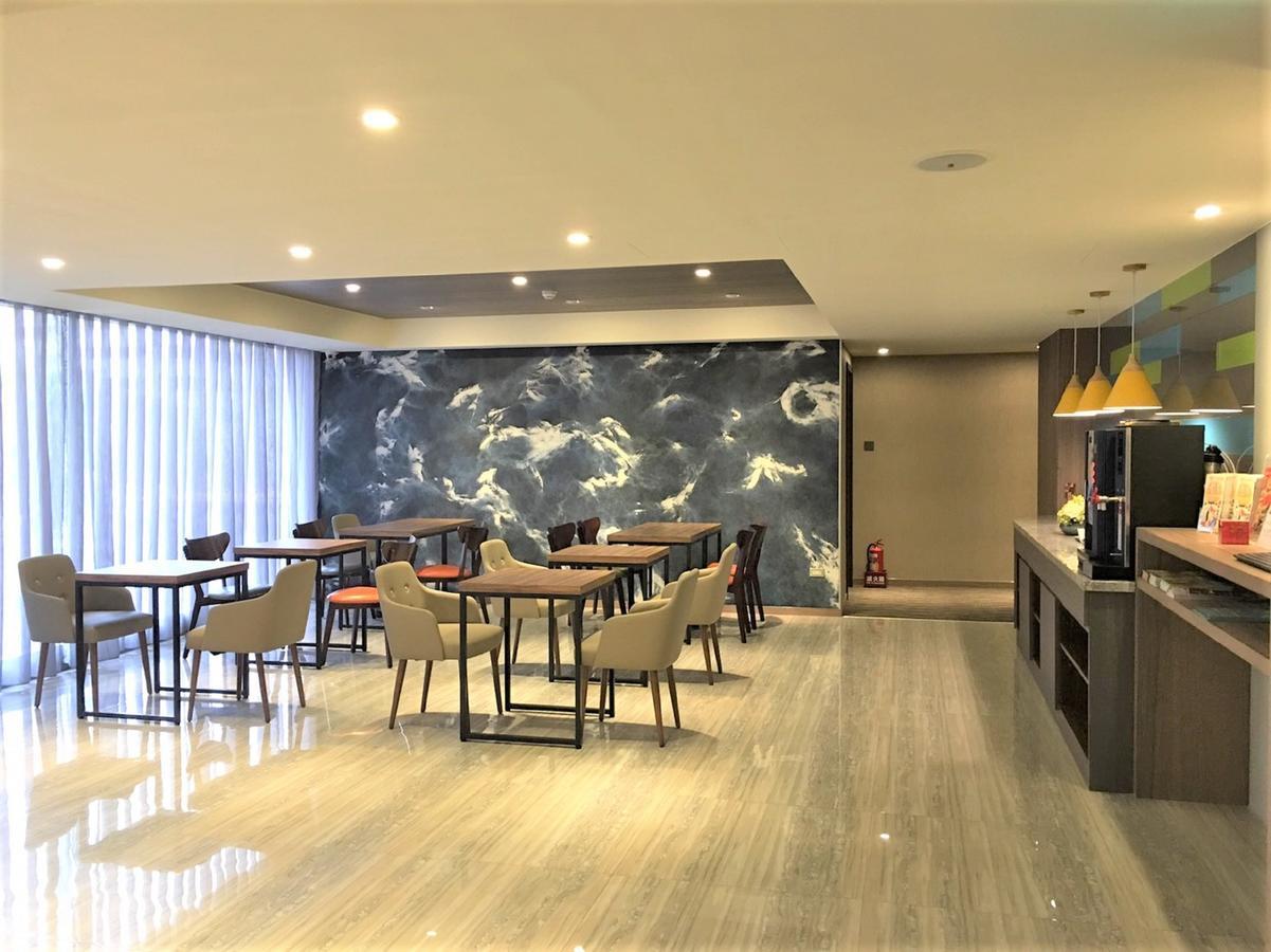 Ximen Hotel B Taipei Bagian luar foto
